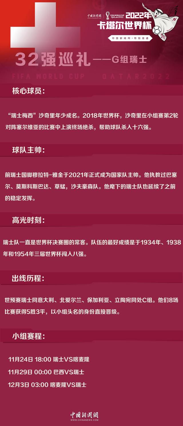垂在身侧的手，突然被一只粗糙的大手轻轻握住